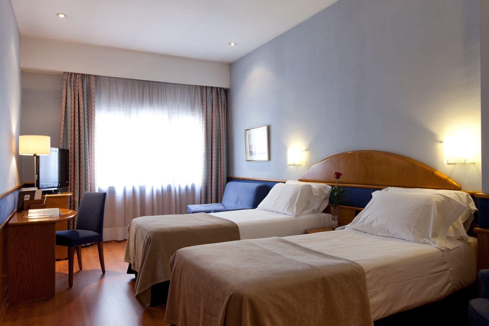 Hotel Agumar Madrid Esterno foto Room at the hotel