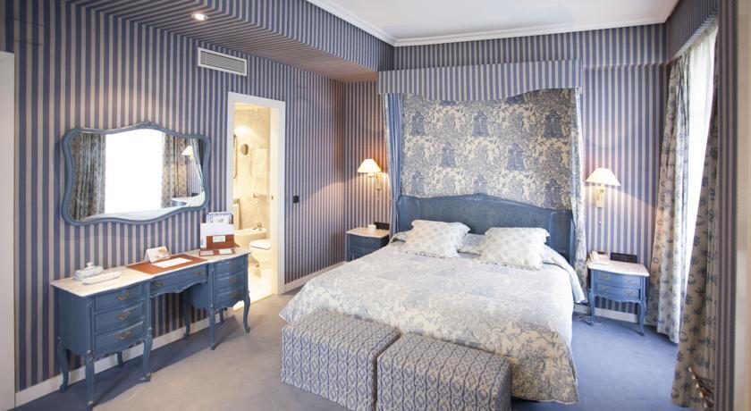 Hotel Agumar Madrid Esterno foto Room at the Hotel de Paris