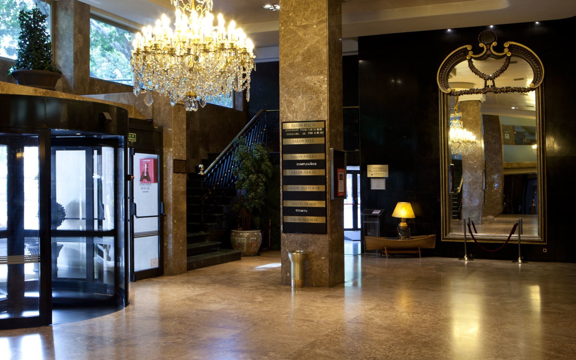 Hotel Agumar Madrid Esterno foto The lobby of the hotel