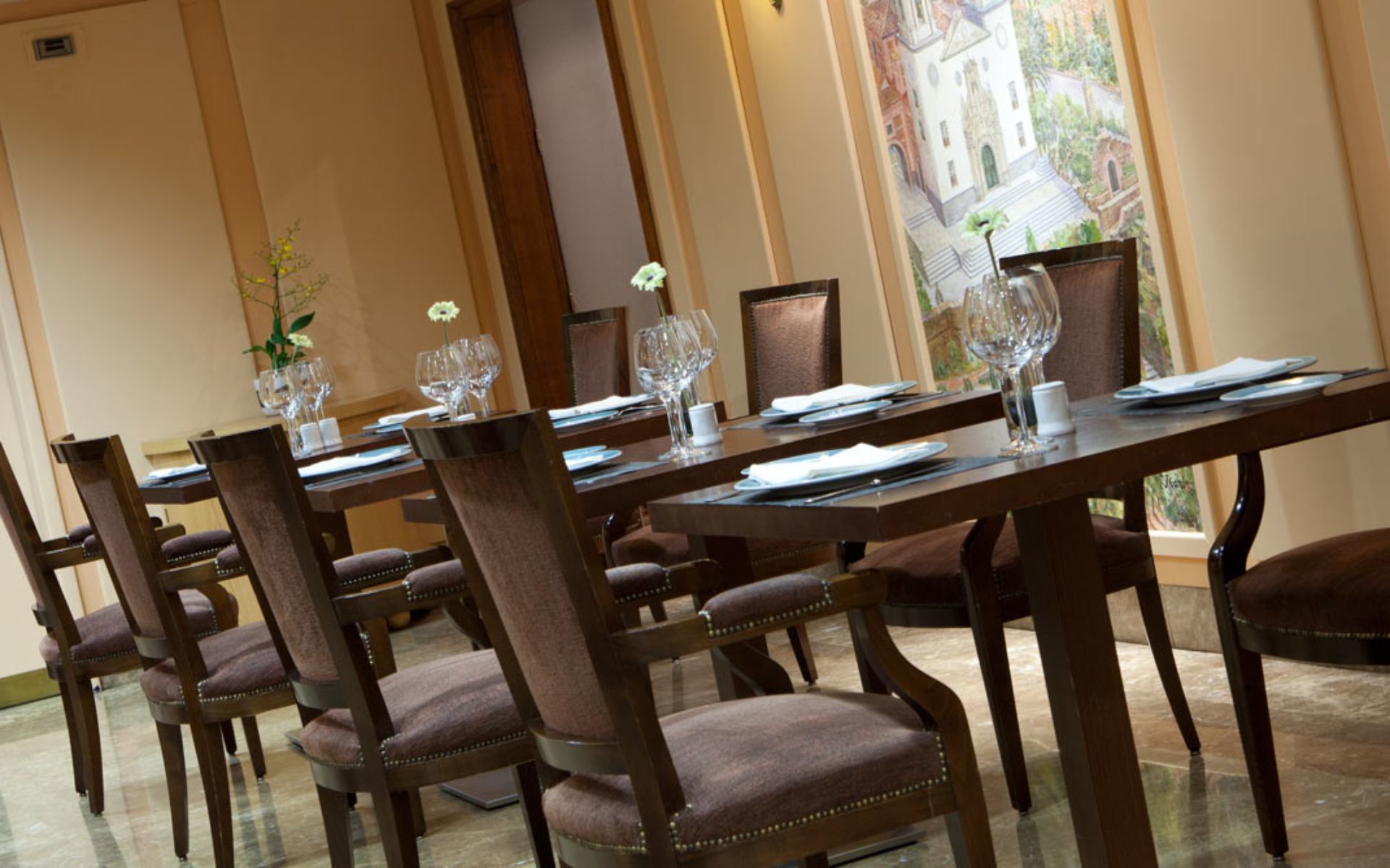 Hotel Agumar Madrid Esterno foto A restaurant in Madrid, Spain.