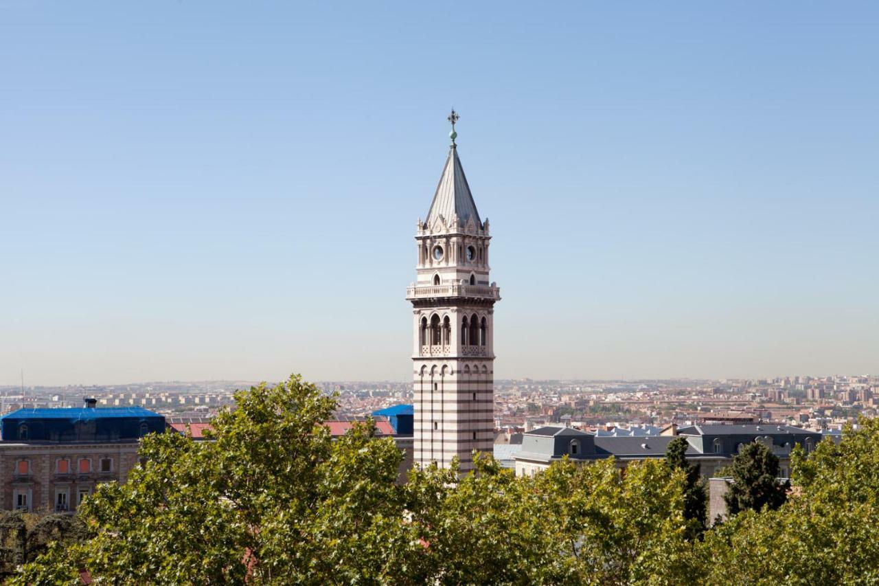 Hotel Agumar Madrid Esterno foto The church of San Pietro a Mare