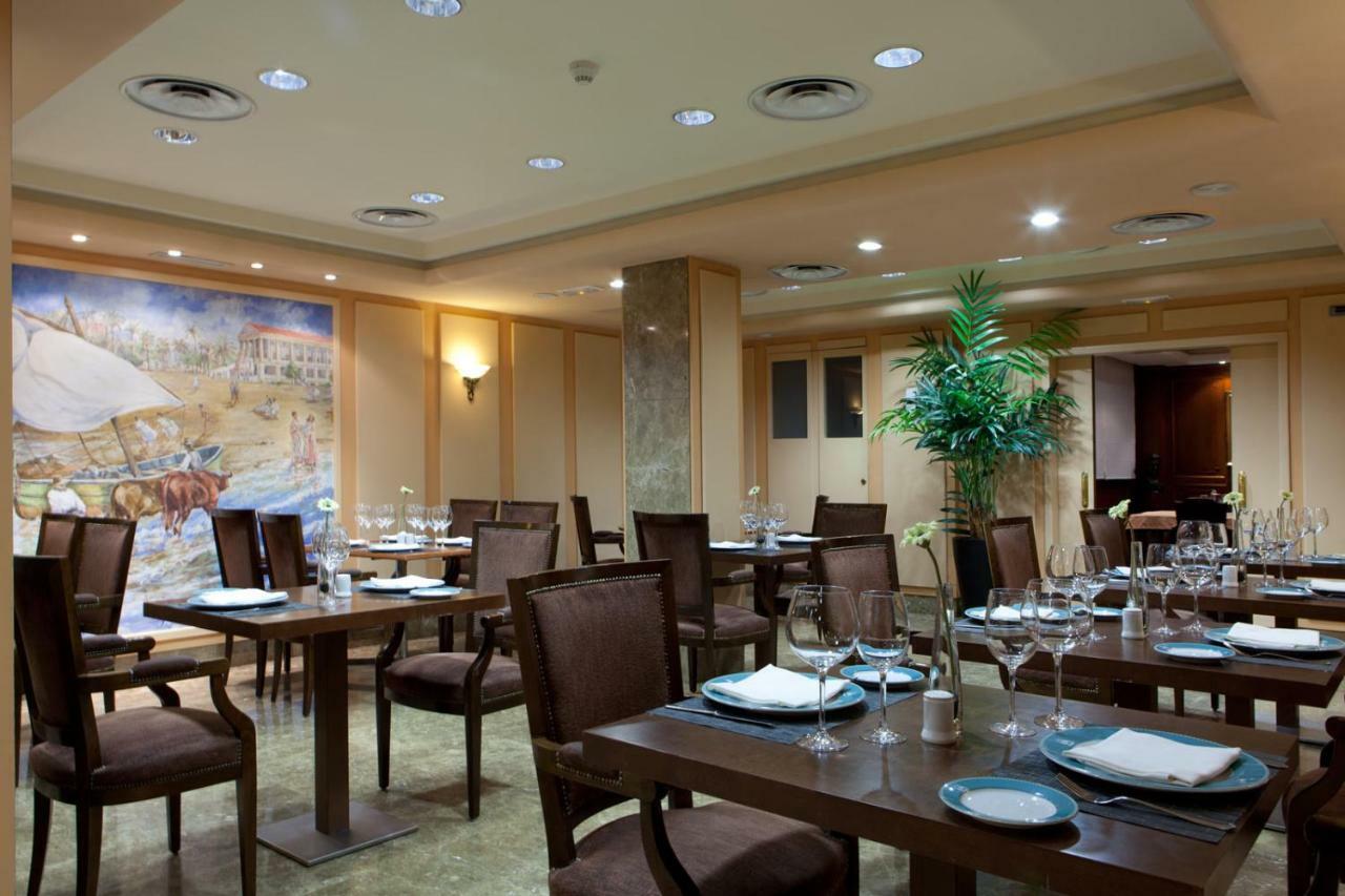 Hotel Agumar Madrid Esterno foto Restaurant