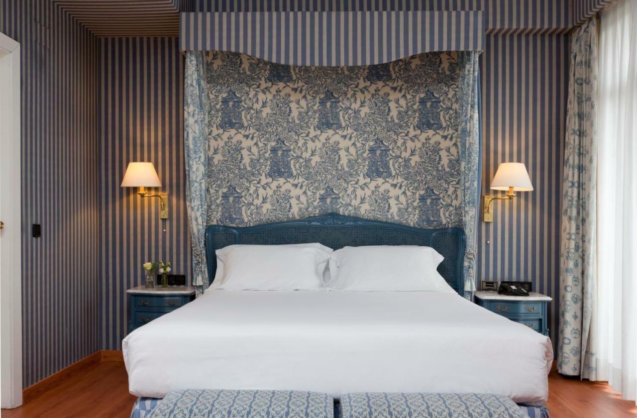 Hotel Agumar Madrid Esterno foto A room at the hotel